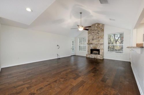 810 Meadow Oaks Dr, Mount Sharp TX  78620-3678 exterior