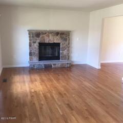 4764 Pine Ridge Dr, Bushkill PA  18324-8430 exterior