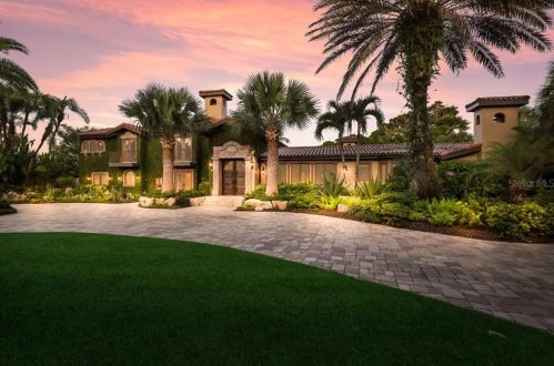 2718 Casey Ky Rd, Nokomis FL  34275-3306 exterior