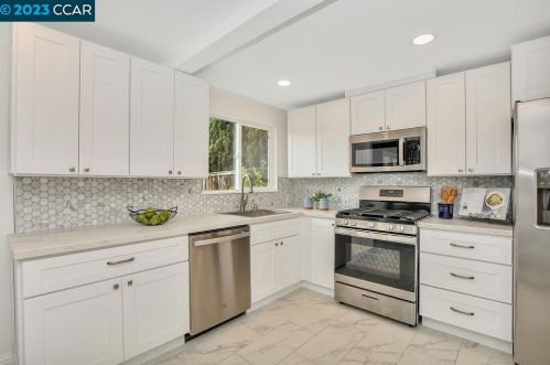 524 Palm Ave, Pacheco CA  94553-4022 exterior