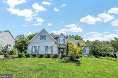 6209 Crofton Ct, Navy Sup Dpt, PA 17050-7314