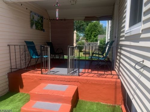 265 1st Ave, Manville NJ  08835-1302 exterior
