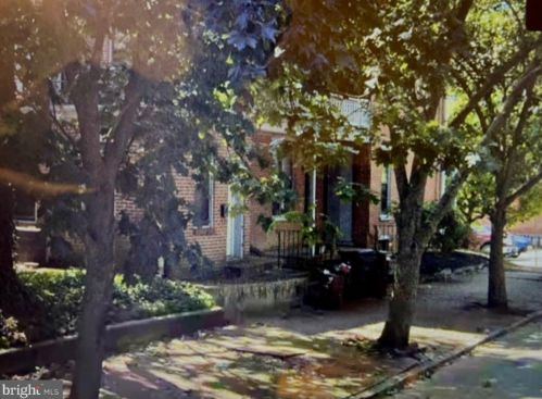 1123 8th St, Wilmington, DE 19806-4605