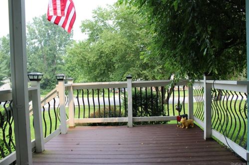 172 Barnes Rd, Washingtonville NY  10992-1932 exterior