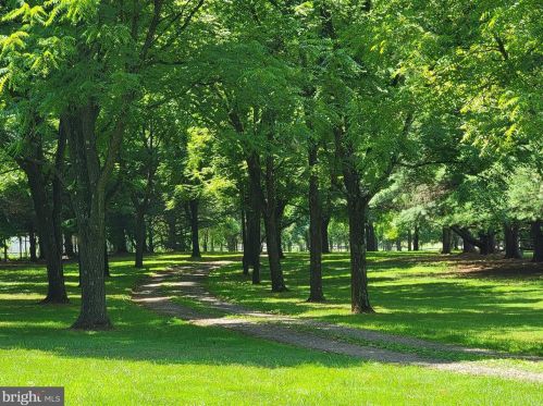 13501 Highland Farms Ct, Nokesville VA  20181-2811 exterior