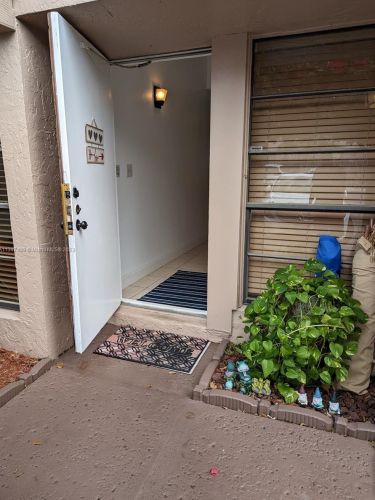 12262 13th Ct, Hollywood FL  33026-3835 exterior