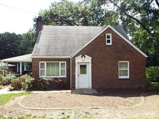 261 Hemlock Dr, Butler, PA 16001-3423