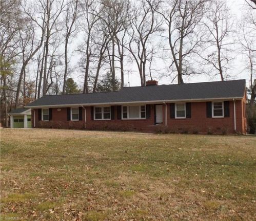 1428 Wiley Lewis Rd, Greensboro, NC 27406-9407