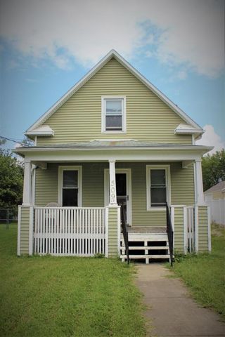 509 Main St, Hebron, OH 43025-9702