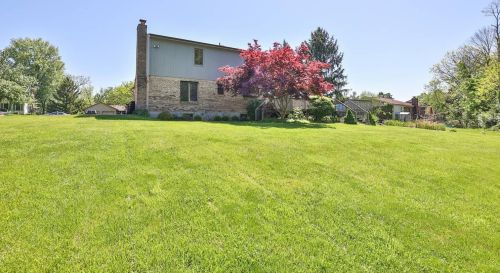3024 Triplecrown Dr, North Bend OH  45052-9607 exterior
