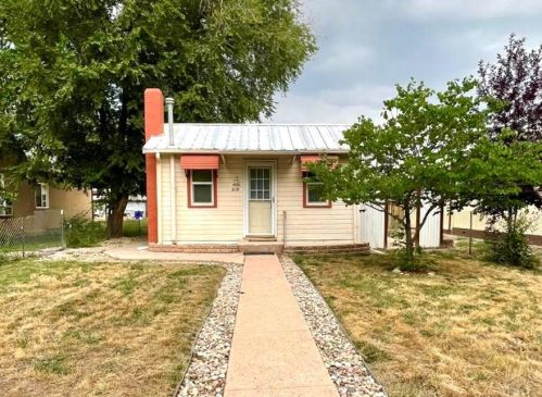 219 6th St, Florence, CO 81226-1230