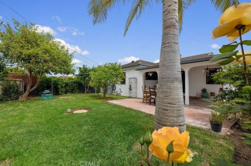3927 170 St, Torrance CA  90504-1104 exterior