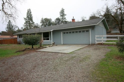 18493 Penn Valley Dr, Lake Wildwood, CA 95946-9342