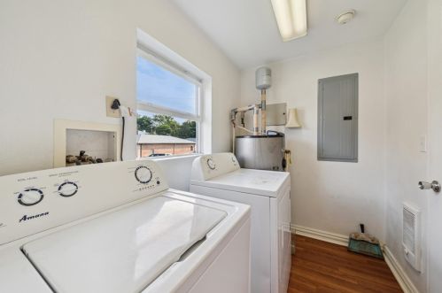 5 Stahl Sq, South Connellsville PA  15425-4007 exterior