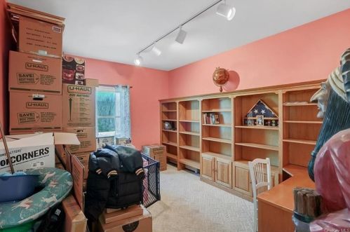 270 Prosperous Valley Rd, Middletown NY  10940-8707 exterior