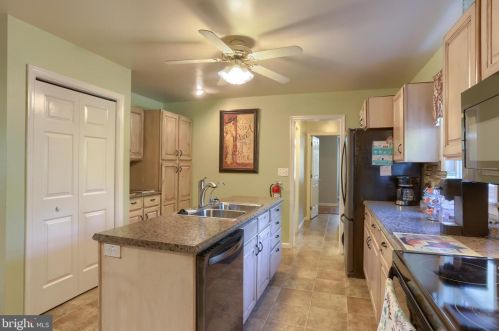 1969 Millport Rd, Lancaster PA  17602-4117 exterior