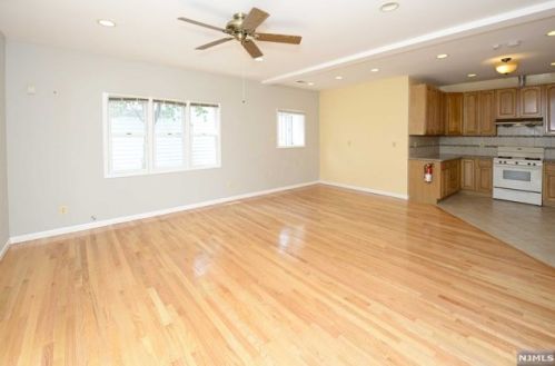 23 Hudson Ave, Ridgefield Park NJ  07660-1724 exterior