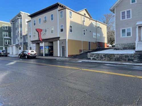 709 Main St, Waterbury, CT 06706-1706