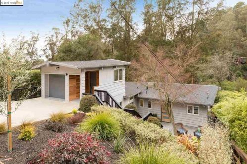 6517 Heather Ridge Way, Oakland, CA 94611-1209
