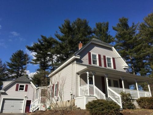 163 Mammoth Rd, Londonderry, NH 03053-3626