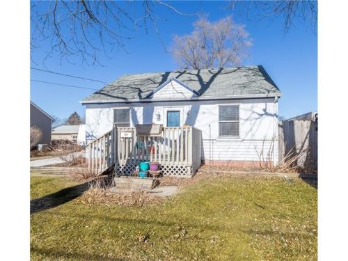 7013 Monroe Ct, Des Moines, IA 50322-3248