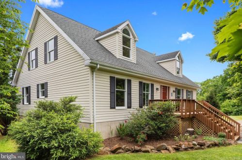 14260 Rehobeth Church Rd, Lovettsville VA  20180-3218 exterior