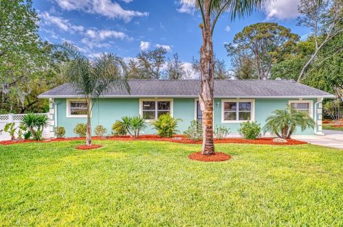 524 Floyd Cir, Deltona, FL 32725-5641