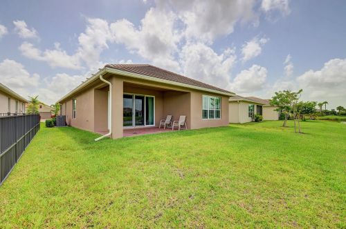 9516 Royal Poinciana Dr, Port Saint Lucie FL  34987-2506 exterior