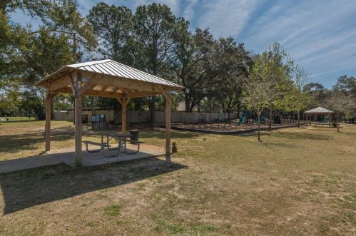 301 Brooks St, Fort Walton Beach FL  32548-7234 exterior