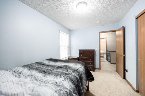 8311 Crete Ln, Blacklick OH  43004-8307 exterior