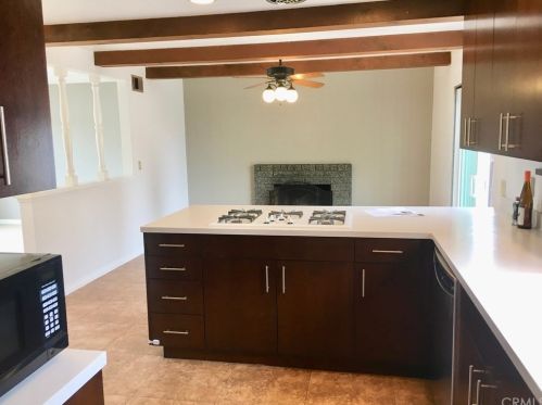 16322 Santa Anita Ln, Huntington Beach, CA 92649-2645