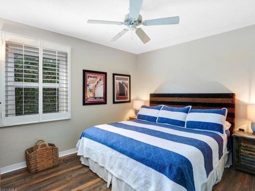 844 8th St, Naples FL  34117-2277 exterior