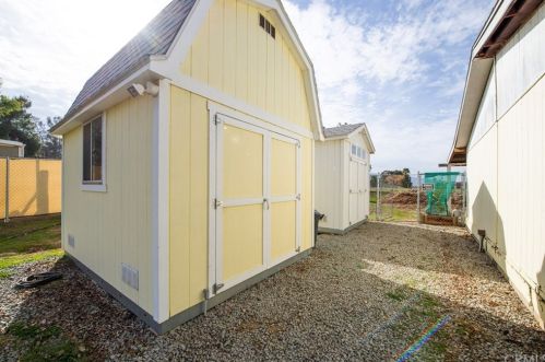 20235 Guffy Ln, Wildomar CA 92595-8798 exterior