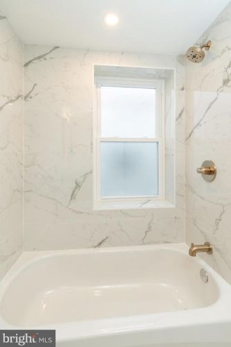 2233 Cedar St, Philadelphia PA  19125-2909 exterior