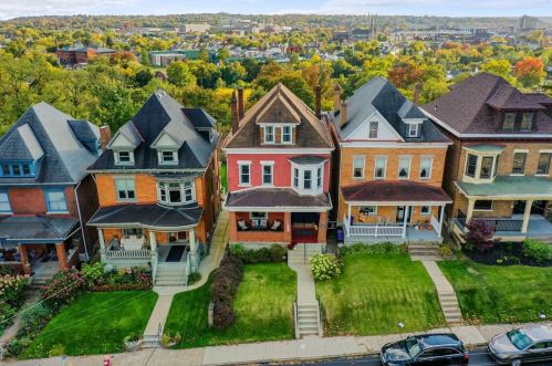 6368 Jackson St, Pittsburgh, PA 15206-2232