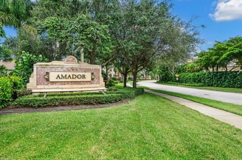 9279 Menaggio Ct, Naples FL  34114-9723 exterior