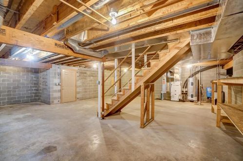 7115 Van Wagener Rd, London OH  43140-8425 exterior