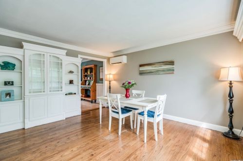 419 4 St, Elwood NY  11731-2932 exterior
