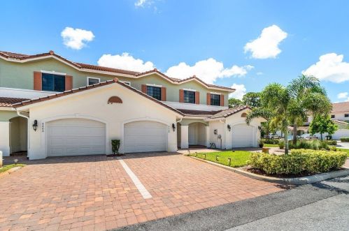 4468 Leo Ln, West Palm Beach, FL 33410-6410