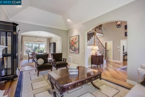 695 Blue Spruce Dr, Danville CA  94506-4525 exterior