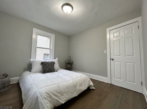 423 Drake Ave, Roselle NJ  07203-1425 exterior