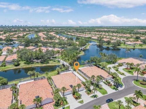 4199 Los Altos Ct, Naples FL  34109-1315 exterior