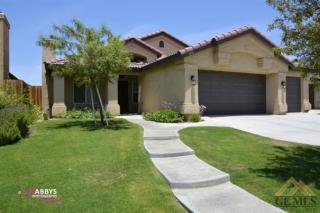 9400 Degranvelle Dr, Bakersfield, CA 93311-2835