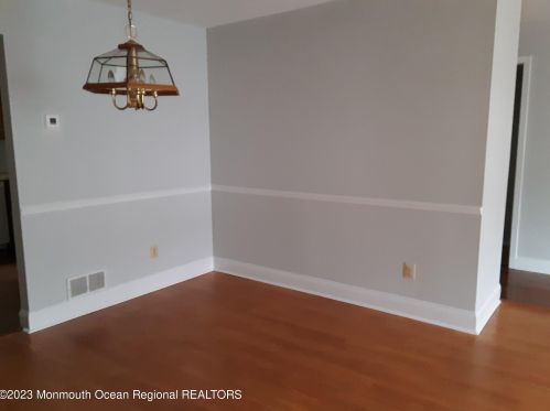 520 Davids Ct, Lakewood NJ  08701-5881 exterior