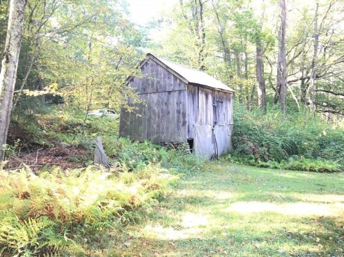 87 Rucum Rd, Roxbury, CT 06783-1910