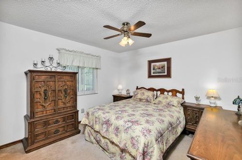 1750 Singing Palm Dr, Apopka FL  32712-2465 exterior