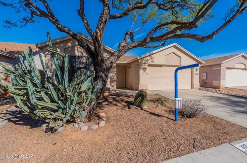 3074 Windsor Crest Pl, Tucson, AZ 85742-4853