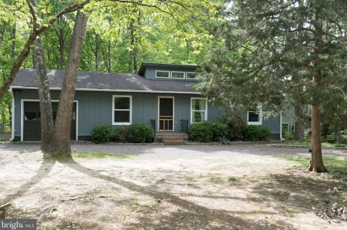301 Constitution Blvd, Locust Grove, VA 22508-5243