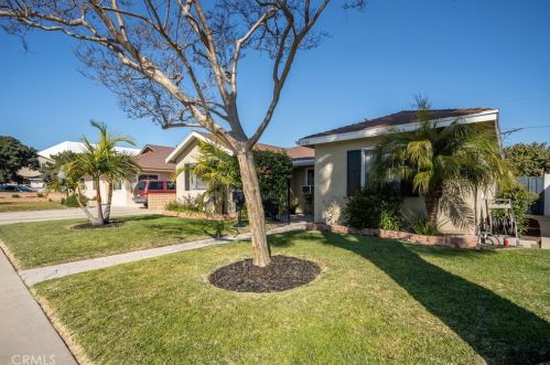 1139 210th St, Torrance, CA 90502-1627
