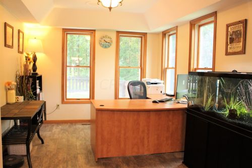 18131 Bear Swamp Rd, Marysville OH  43040-9330 exterior